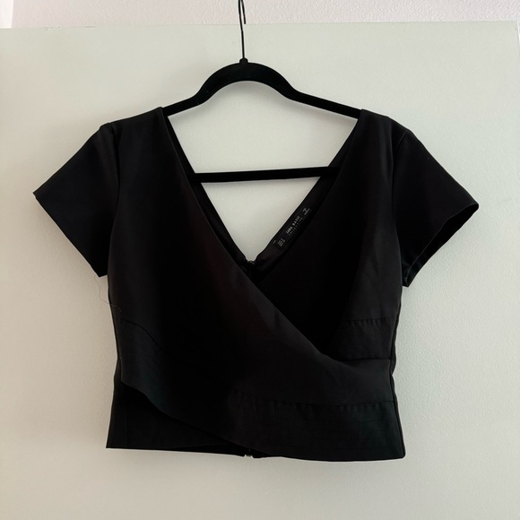 Zara Basic Collection Black cross cross Wrap cropped top size medium - Picture 2 of 9